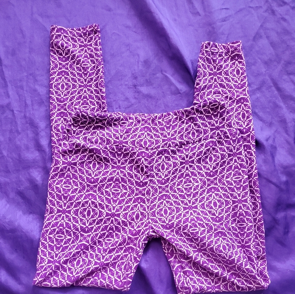 3 pairs LuLaRoe One Size Leggings NWOT Bambi Disney purple - Picture 4 of 8